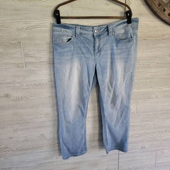 Seven7 Capri Lightwash Pants SZ 16 - Picture 1 of 5